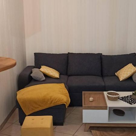 Petite Maison De Bourg Proche A84 Ducey-Les Cheris Eksteriør billede
