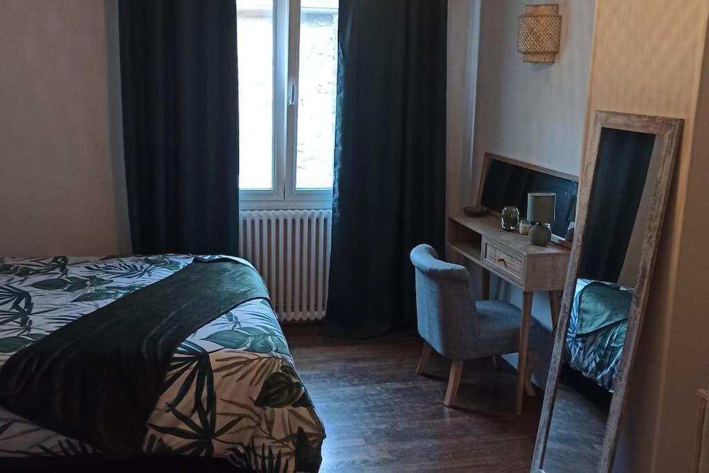 Petite Maison De Bourg Proche A84 Ducey-Les Cheris Eksteriør billede